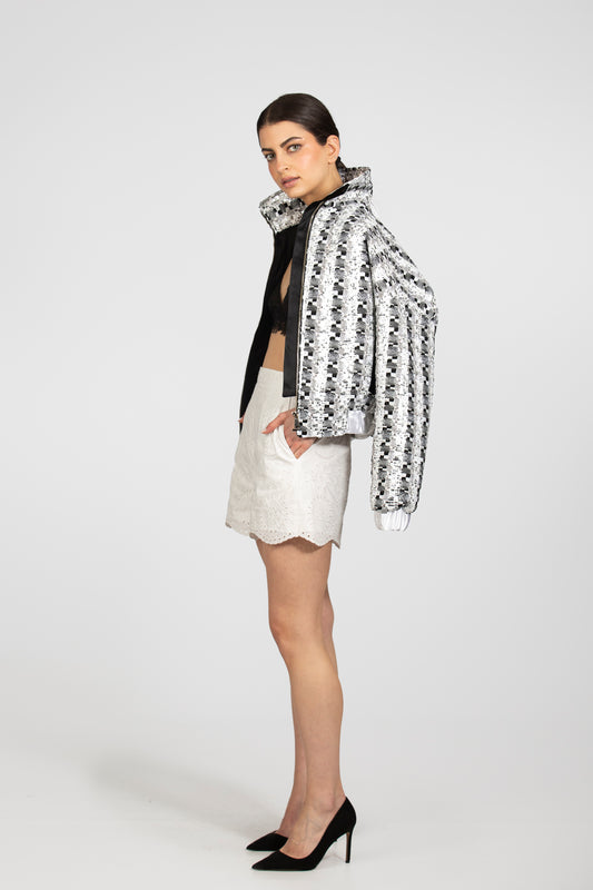 Tweed bordado en plata y negro, forro seda pura blanca - Kūpa